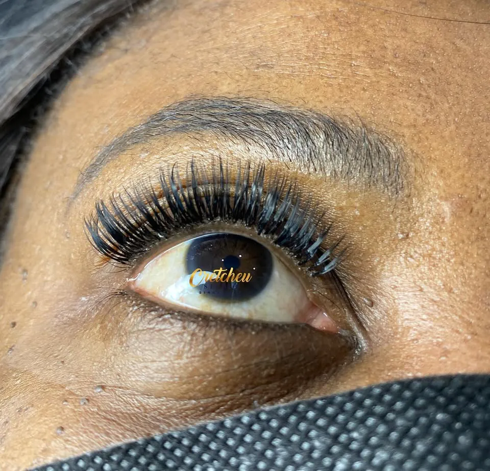 Cretcheu Luxury Lashes Product 1
