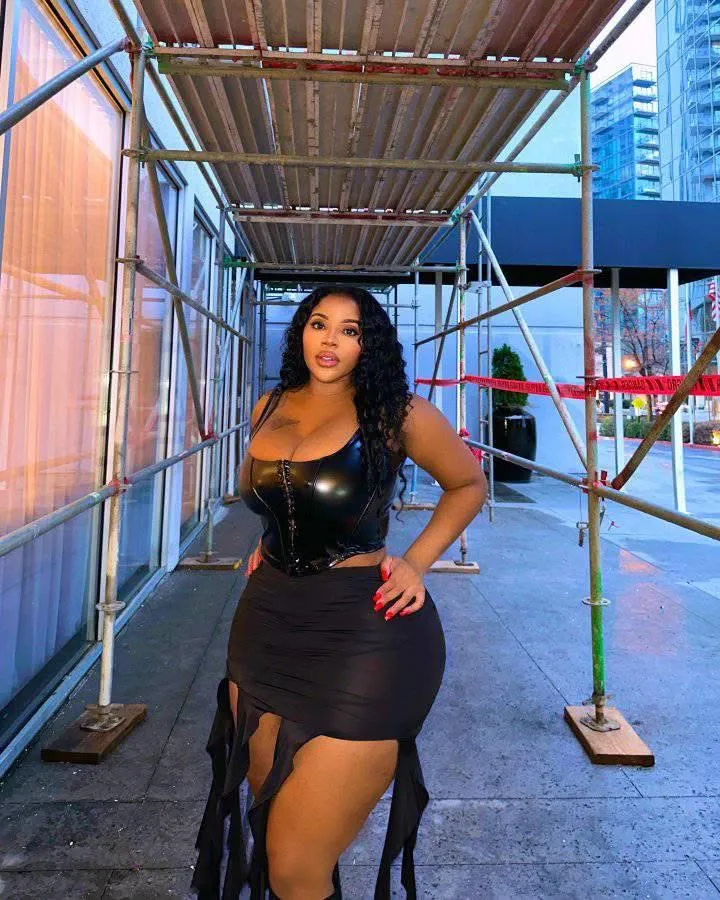 Curves n Bums Boosters in J'oburg,Soweto,Roodepoort,Randfontein+27630335772 Product 1